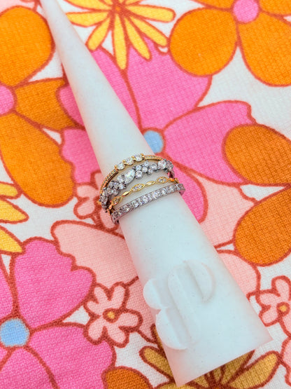 11 - Delicates- Moon's Breath Over Sleeping Fields