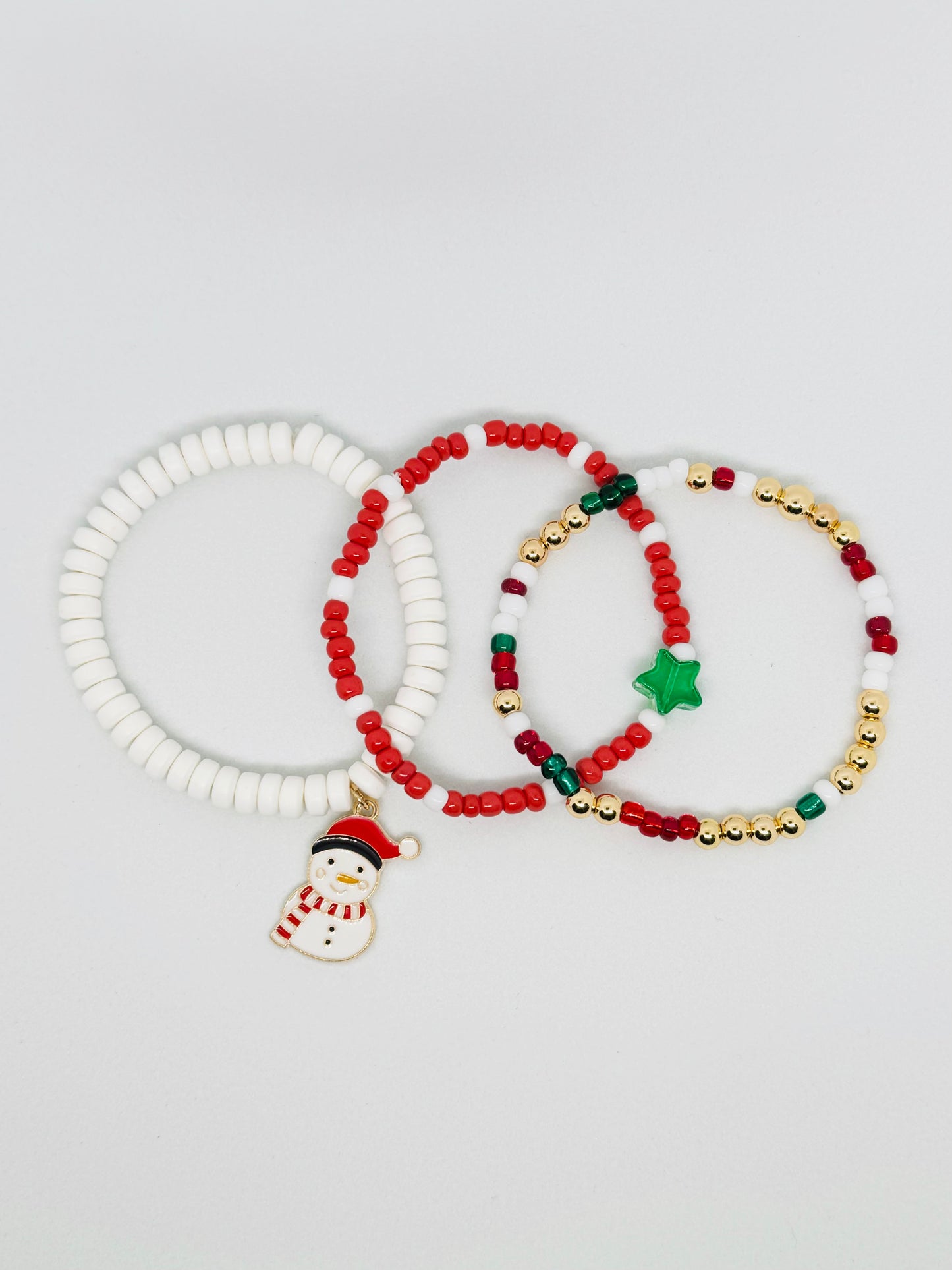 Holly Jolly Beaded Bracelet