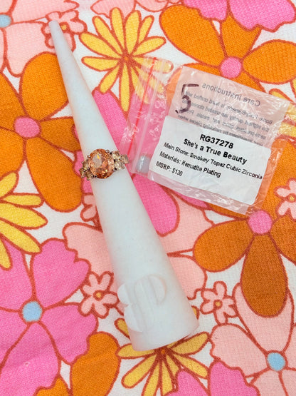 5- She's a True Beauty