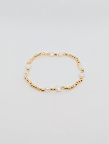 Fresh Water Pearl Gold Beaded Bracelet